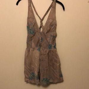 Free People cross back gray tank